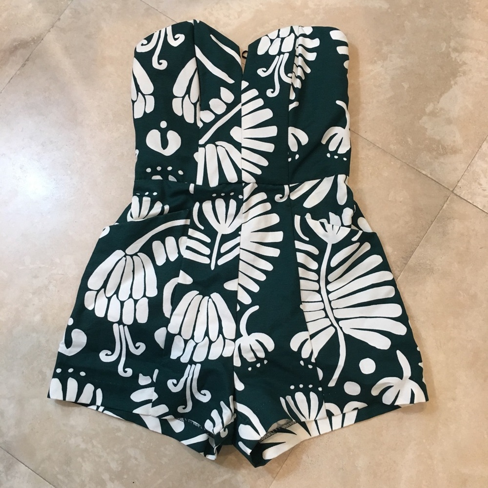 Green printed strapless romper